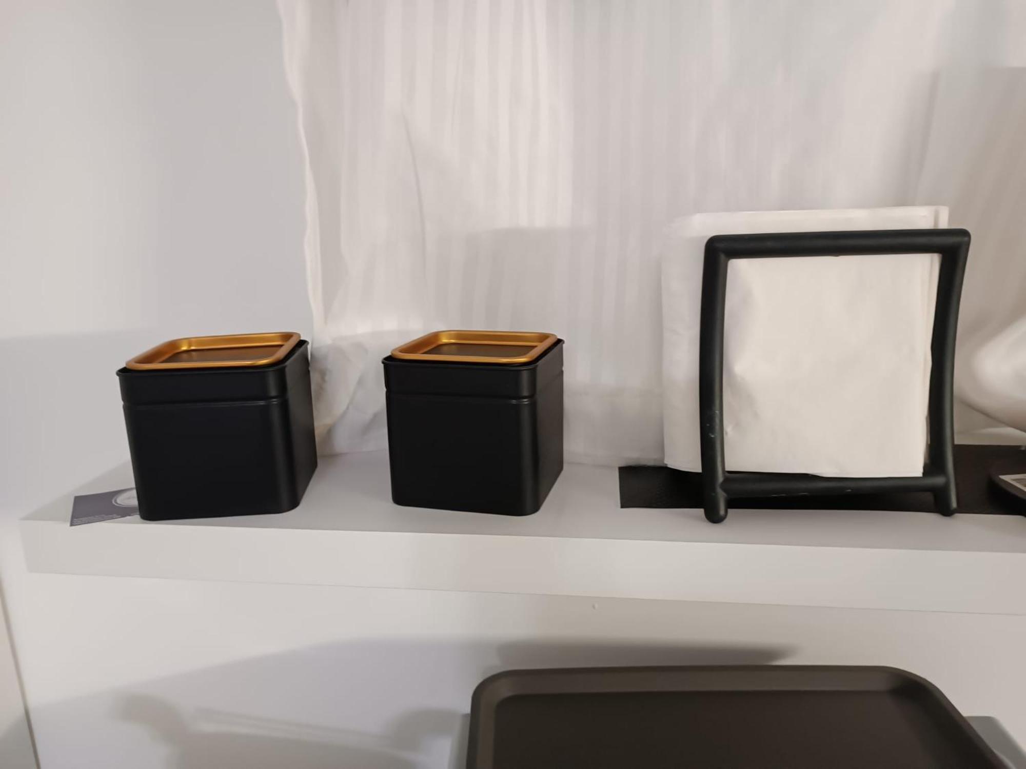 Armareaoverseassuites 1 فيوميتشينو المظهر الخارجي الصورة