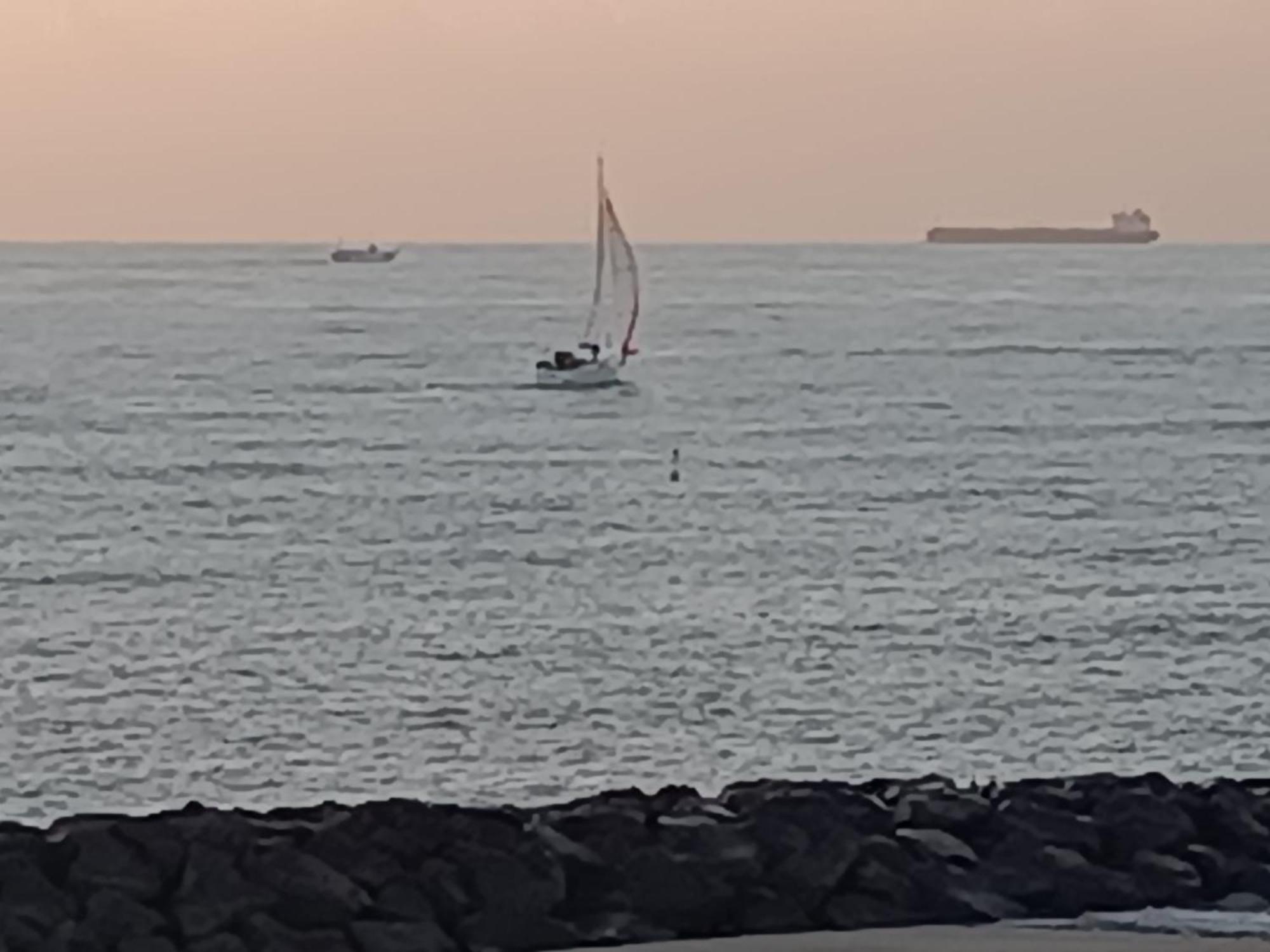Armareaoverseassuites 1 فيوميتشينو المظهر الخارجي الصورة
